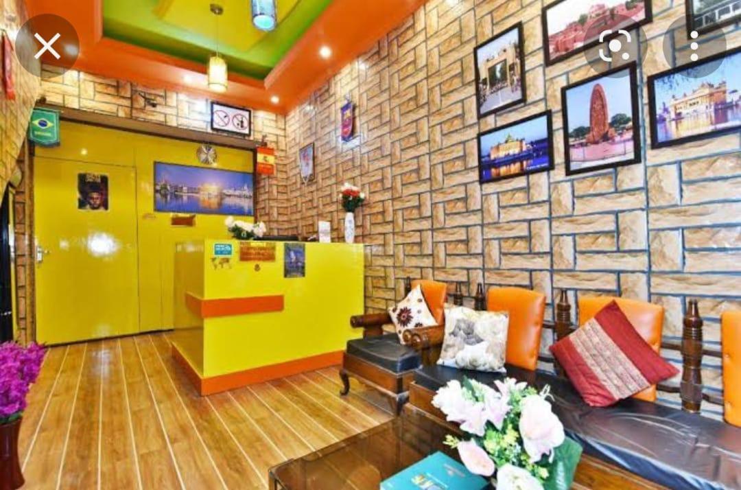 אמריצר Wow Backpackers Hostels מראה חיצוני תמונה